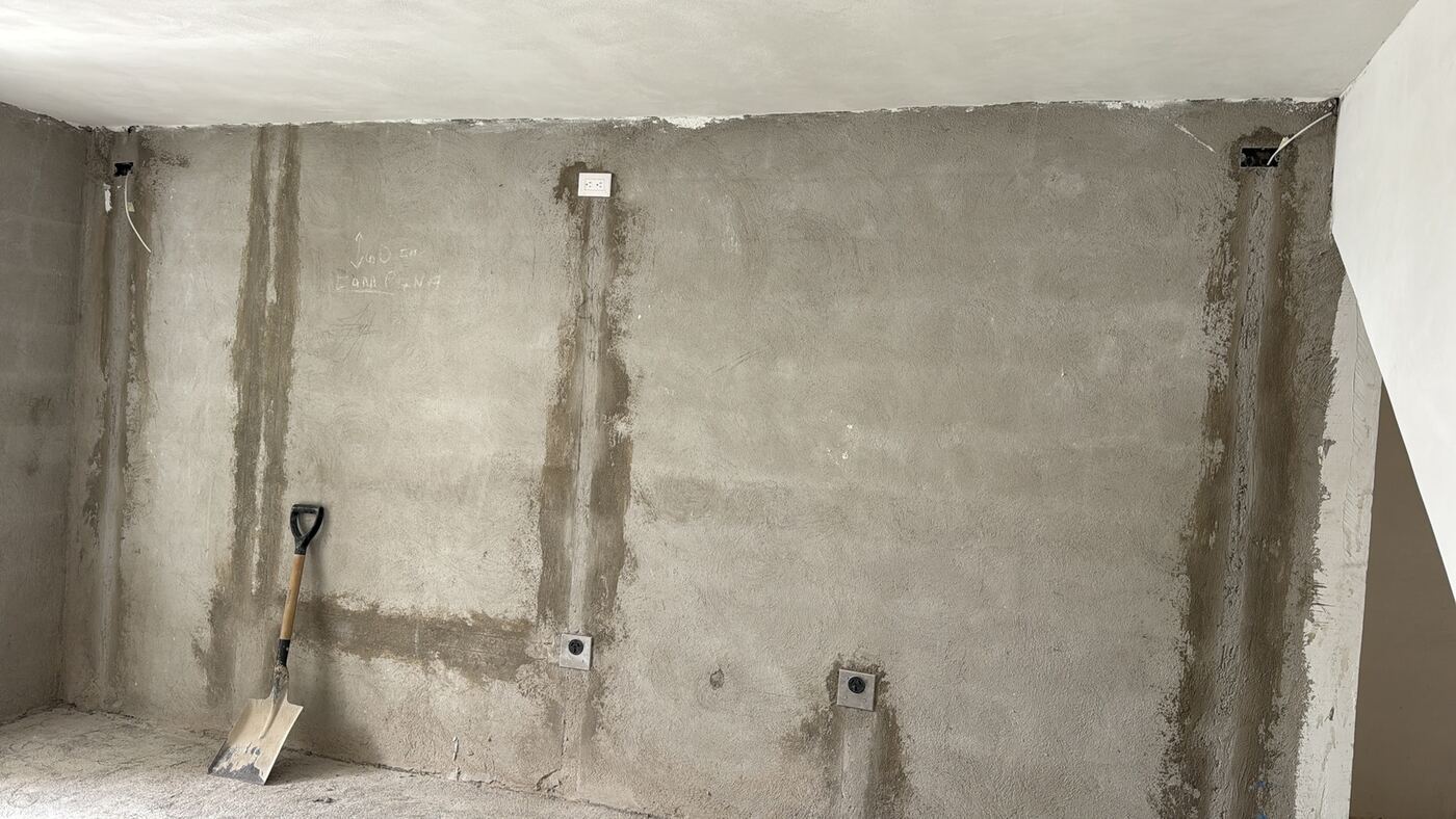 Tubería para red en obra gris